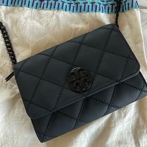 tory burch quilted crossbody